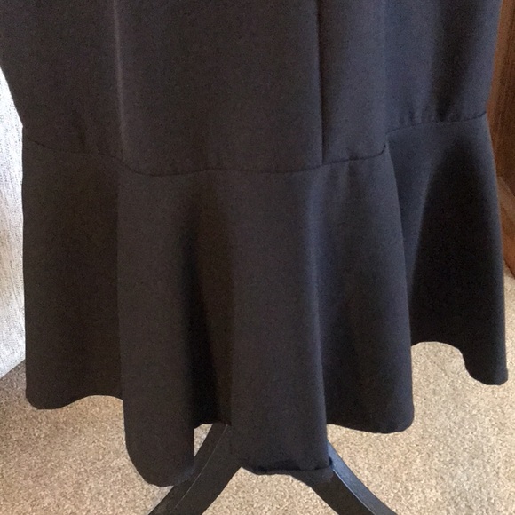 NSR BLACK DRESS - Picture 6 of 9